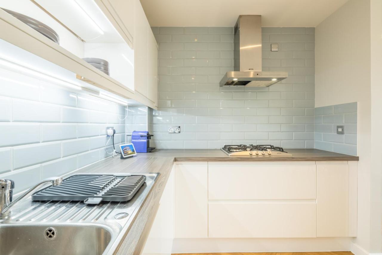 Executive 2Br Apartment Next To Station + Parking Cambridge Zewnętrze zdjęcie