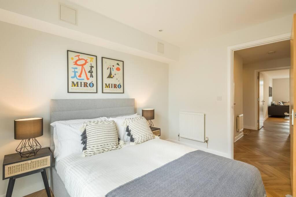 Executive 2Br Apartment Next To Station + Parking Cambridge Zewnętrze zdjęcie